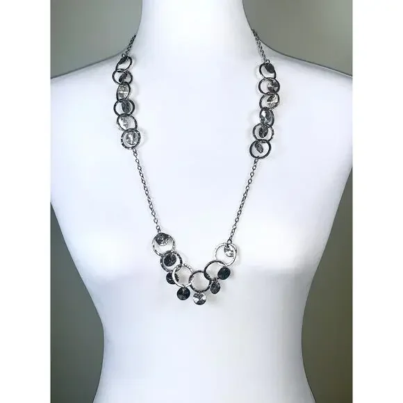 Vintage Hammered Silver Tone Interlocking Circle Dangling Disc Necklace - Picture 7 of 7